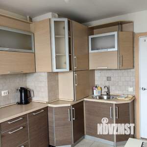 1-к квартира, посуточно, 38м2, 7/10 этаж
