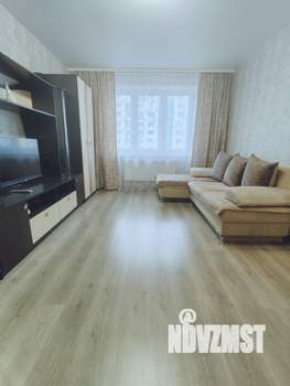 1-к квартира, посуточно, 40м2, 3/9 этаж