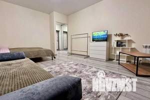 1-к квартира, посуточно, 42м2, 1/10 этаж