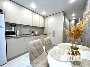 1-к квартира, посуточно, 42м2, 6/10 этаж