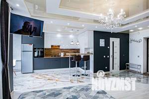 1-к квартира, посуточно, 41м2, 7/10 этаж