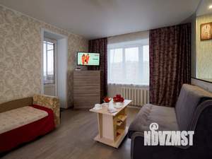 Студия квартира, посуточно, 32м2, 6/9 этаж