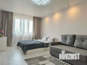 1-к квартира, посуточно, 42м2, 2/10 этаж