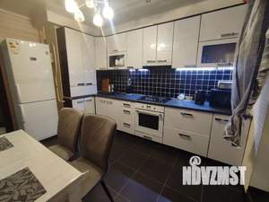 2-к квартира, посуточно, 84м2, 1/10 этаж
