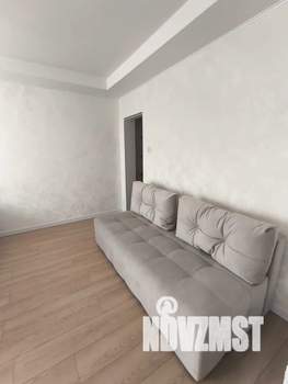 1-к квартира, посуточно, 40м2, 4/10 этаж