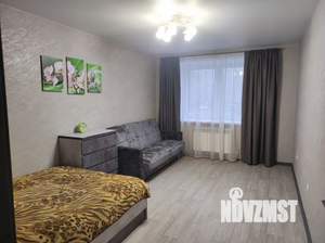 1-к квартира, посуточно, 40м2, 3/10 этаж