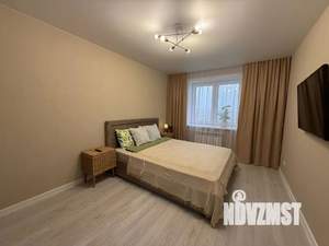 1-к квартира, посуточно, 42м2, 7/10 этаж