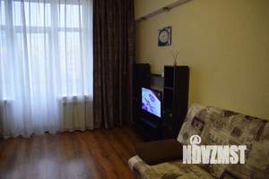 1-к квартира, посуточно, 38м2, 4/5 этаж