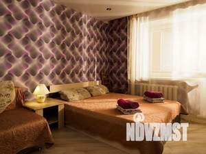 1-к квартира, посуточно, 42м2, 1/1 этаж