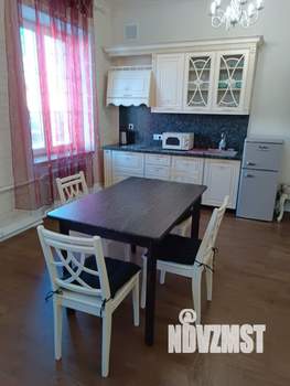 2-к квартира, посуточно, 60м2, 1/1 этаж