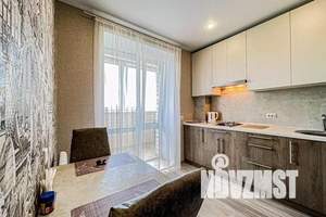 1-к квартира, посуточно, 44м2, 4/10 этаж