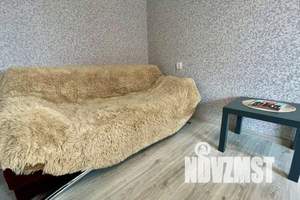 1-к квартира, посуточно, 42м2, 8/10 этаж