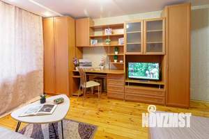 1-к квартира, посуточно, 42м2, 7/10 этаж