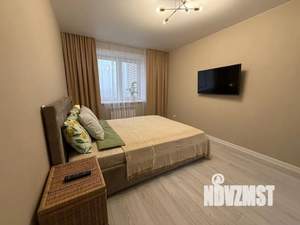 1-к квартира, посуточно, 42м2, 7/10 этаж