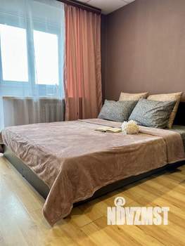 1-к квартира, посуточно, 38м2, 9/9 этаж