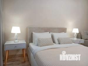 1-к квартира, посуточно, 42м2, 5/10 этаж