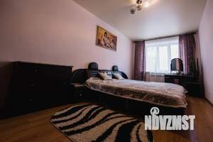 3-к квартира, посуточно, 99м2, 1/10 этаж