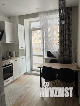 1-к квартира, посуточно, 40м2, 2/10 этаж