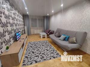 2-к квартира, посуточно, 84м2, 1/10 этаж