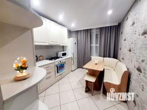 1-к квартира, посуточно, 43м2, 1/1 этаж