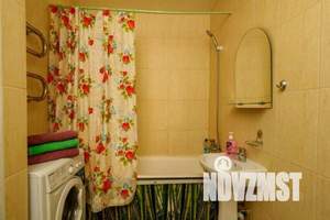 1-к квартира, посуточно, 42м2, 7/10 этаж