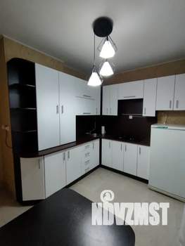 1-к квартира, посуточно, 40м2, 4/10 этаж