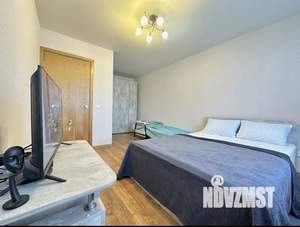 1-к квартира, посуточно, 39м2, 3/10 этаж