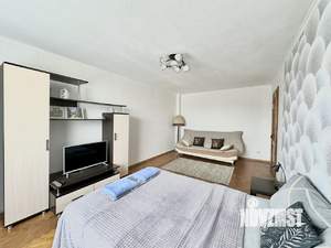 1-к квартира, посуточно, 37м2, 7/9 этаж