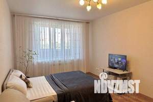 1-к квартира, посуточно, 39м2, 3/10 этаж