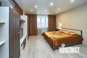 1-к квартира, посуточно, 42м2, 9/10 этаж