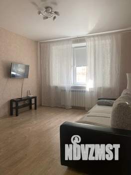 1-к квартира, посуточно, 40м2, 1/10 этаж