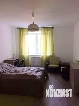 1-к квартира, посуточно, 49м2, 3/10 этаж