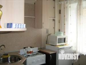 1-к квартира, посуточно, 32м2, 3/5 этаж