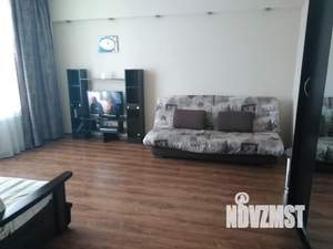 1-к квартира, посуточно, 38м2, 4/5 этаж