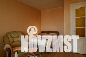 1-к квартира, посуточно, 42м2, 7/10 этаж