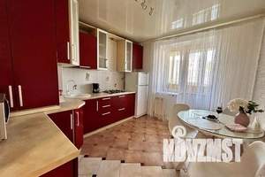 1-к квартира, посуточно, 42м2, 2/10 этаж