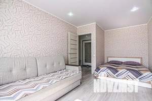 1-к квартира, посуточно, 44м2, 4/10 этаж