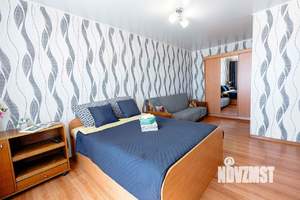 1-к квартира, посуточно, 42м2, 1/1 этаж