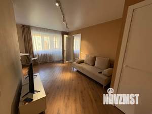 1-к квартира, посуточно, 46м2, 5/5 этаж