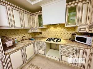 2-к квартира, посуточно, 80м2, 1/1 этаж