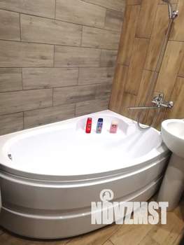 1-к квартира, посуточно, 41м2, 5/10 этаж