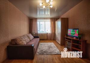 1-к квартира, посуточно, 42м2, 1/1 этаж