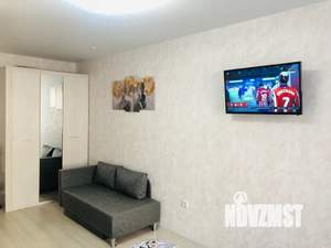 1-к квартира, посуточно, 33м2, 6/10 этаж