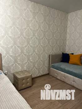 1-к квартира, посуточно, 38м2, 4/10 этаж