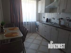 1-к квартира, посуточно, 42м2, 3/10 этаж