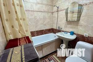 1-к квартира, посуточно, 42м2, 8/10 этаж