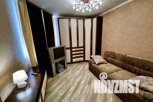 2-к квартира, посуточно, 60м2, 1/10 этаж