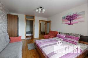 1-к квартира, посуточно, 51м2, 5/10 этаж