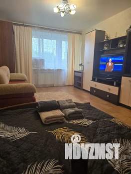 1-к квартира, посуточно, 36м2, 8/9 этаж