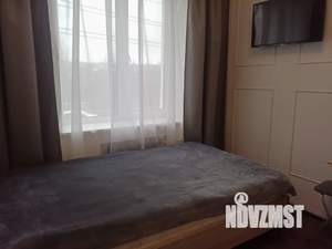 Студия квартира, посуточно, 34м2, 1/3 этаж